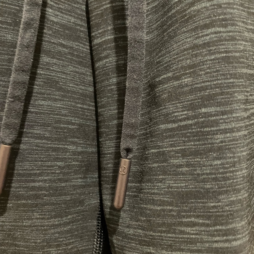 Men’s Lululemon Athletica Dark Blue / Navy Athletic Shorts - Picture 3 of 6
